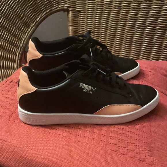 Puma Classics Black with Peach size 8 1/2 - Picture 7 of 10